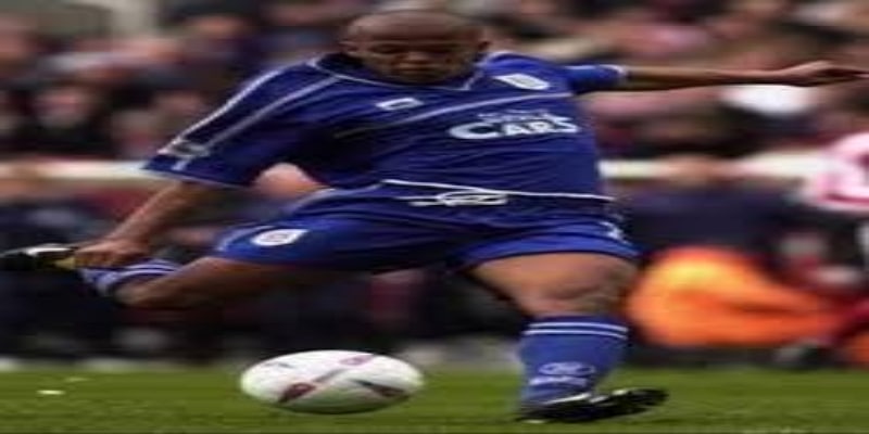 辉煌生涯回顾：从卡迪夫到世界舞台-AG百家乐